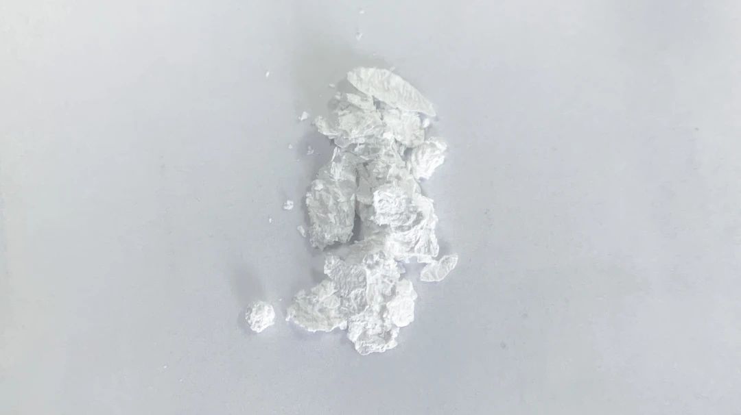 3,29-二苯甲?；闃侨识紎389122-01-4